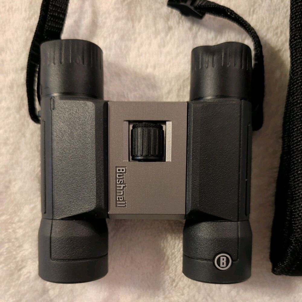 Bushnell PWV1025 Binoculars Used Small & Lightweight with Case Great Portability